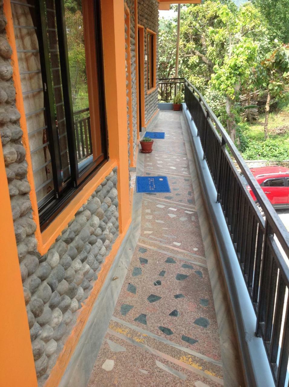 Hotel Direction Pokhara Ngoại thất bức ảnh