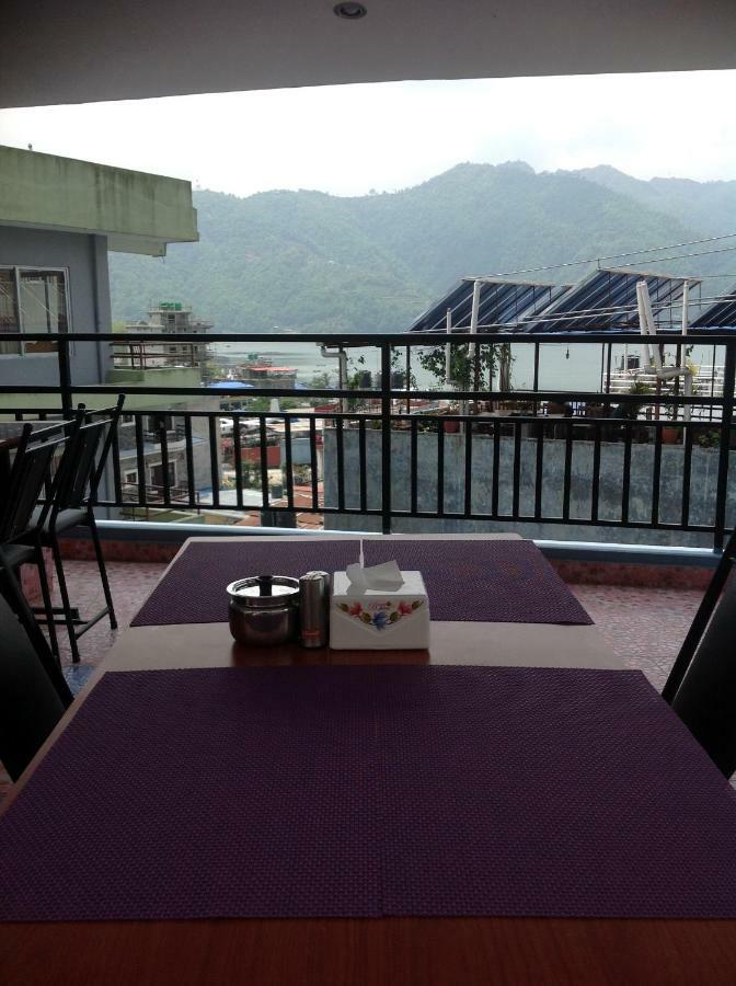 Hotel Direction Pokhara Ngoại thất bức ảnh