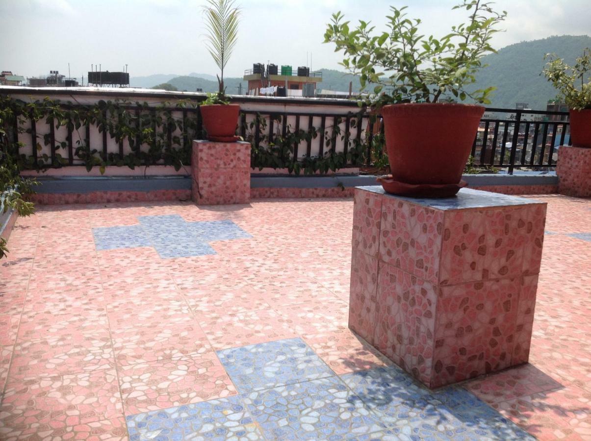 Hotel Direction Pokhara Ngoại thất bức ảnh