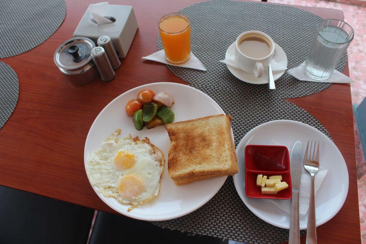 Hotel Direction Pokhara Ngoại thất bức ảnh